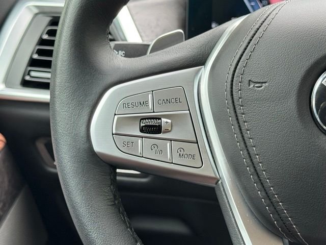 Used 2025 Copper Metallic BMW xDrive40i image 25