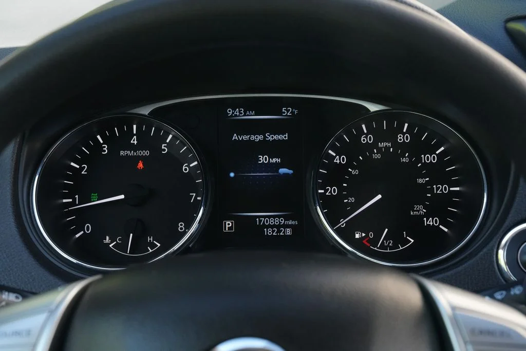 Used 2014 Black Nissan SV image 20