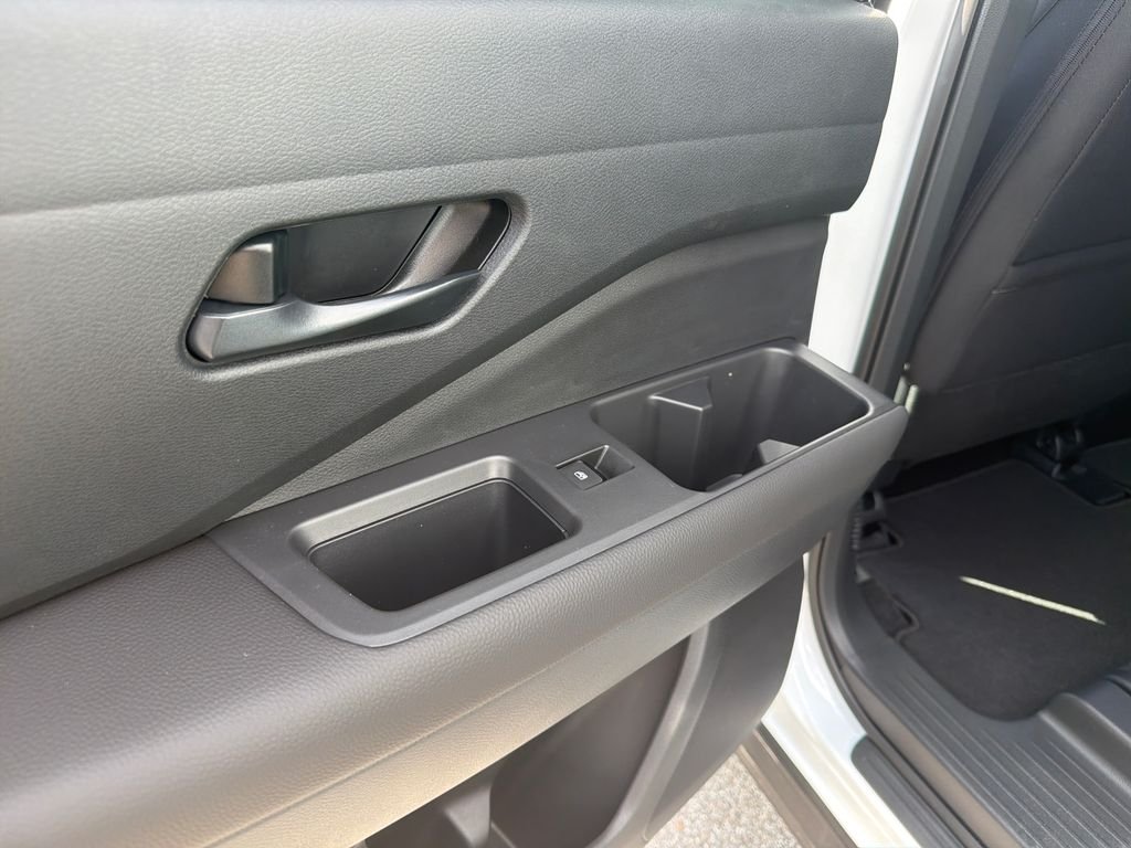 New 2026 Nissan Pathfinder SV 4D Sport Utility
