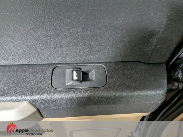 Used 2016 Black Ford Lariat image 27