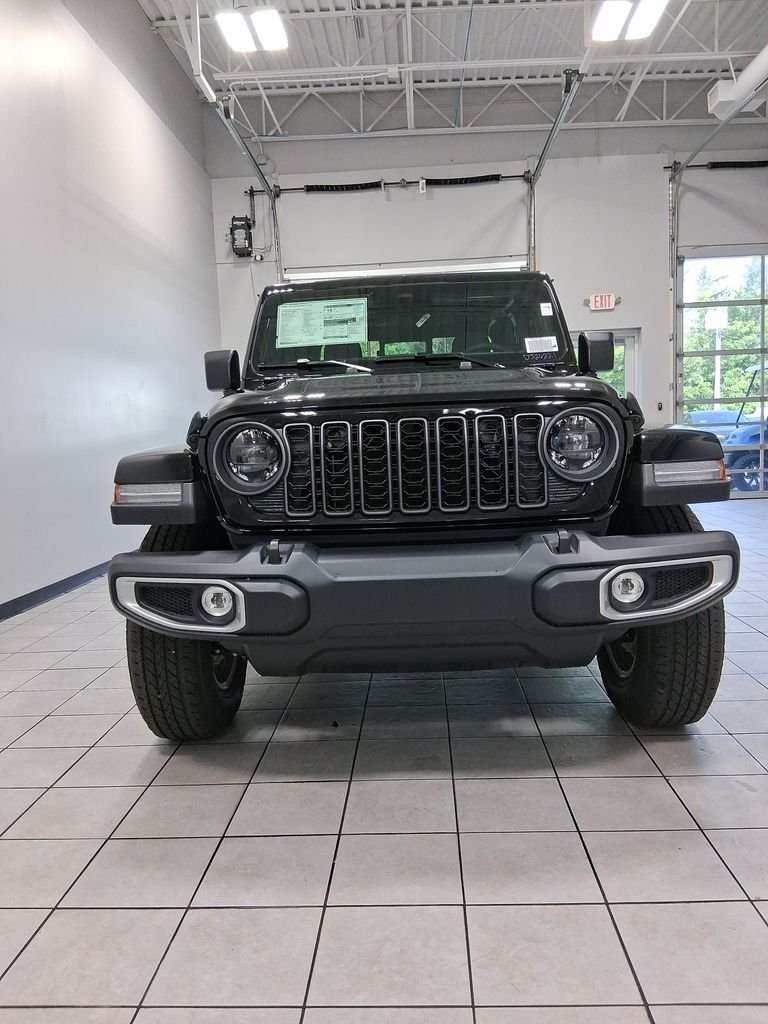 New 2026 Black Clear-Coat Exterior Paint Jeep Sport S image 2