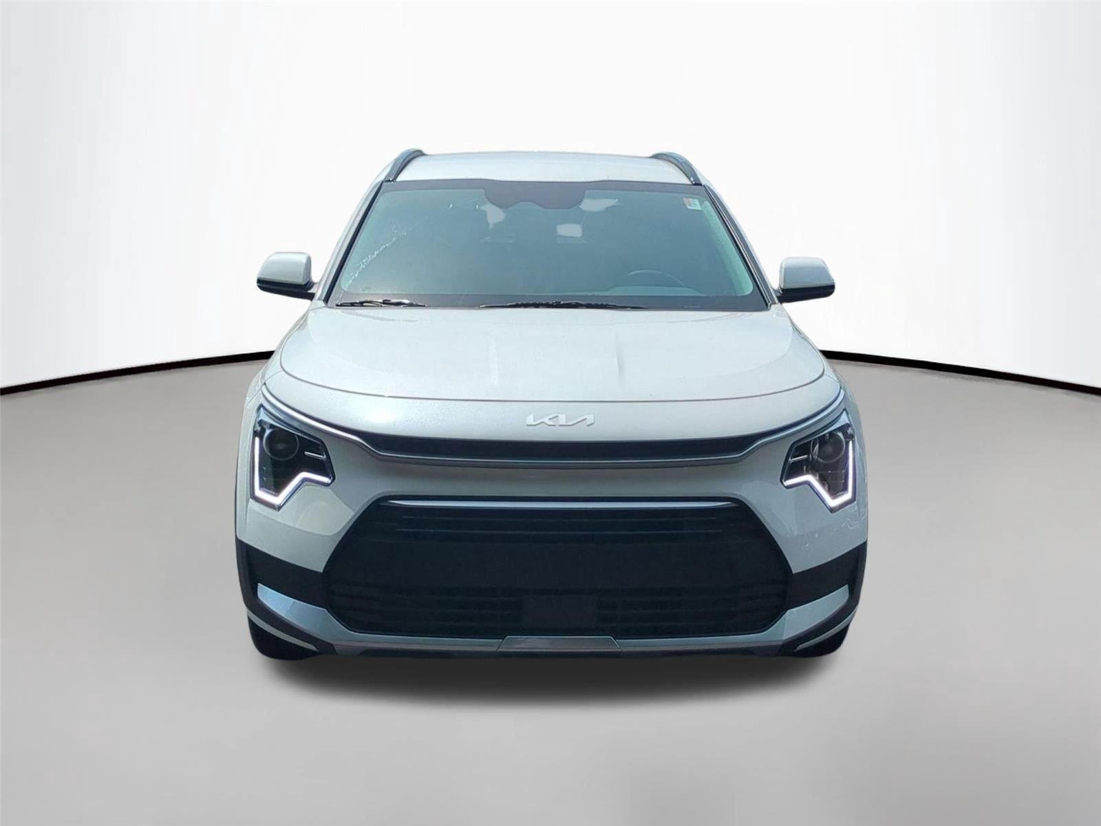 New 2026 Snow White Pearl Kia EX image 8