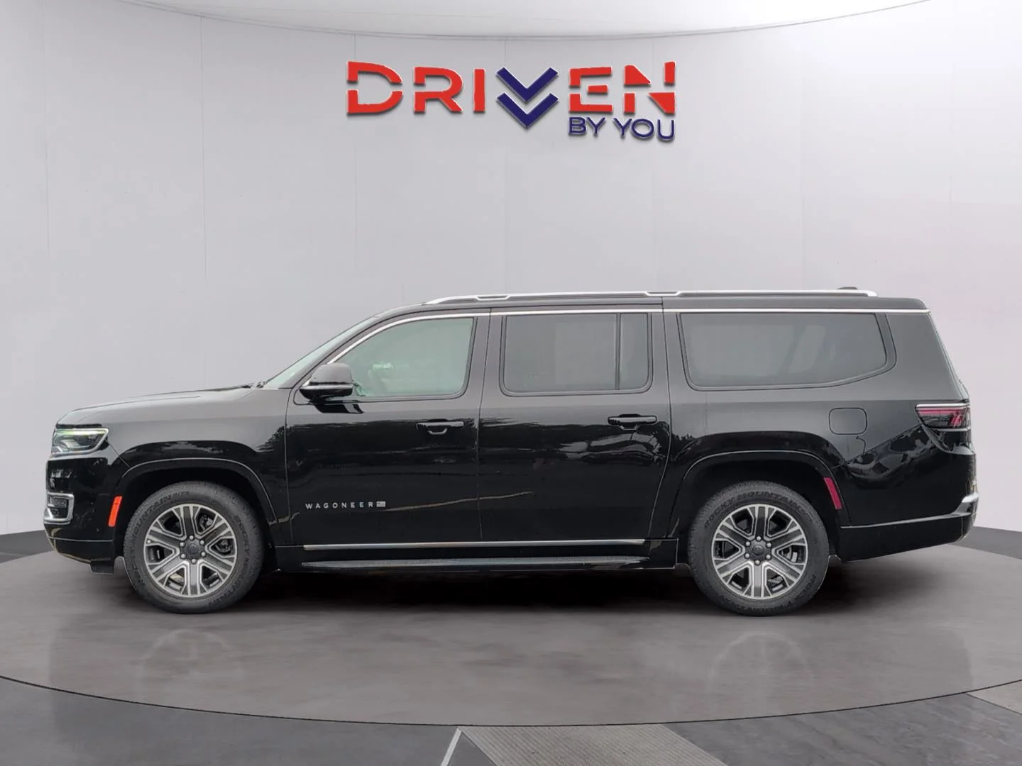 Used 2024 Diamond Black Crystal Pearlcoat Jeep Series II image 2