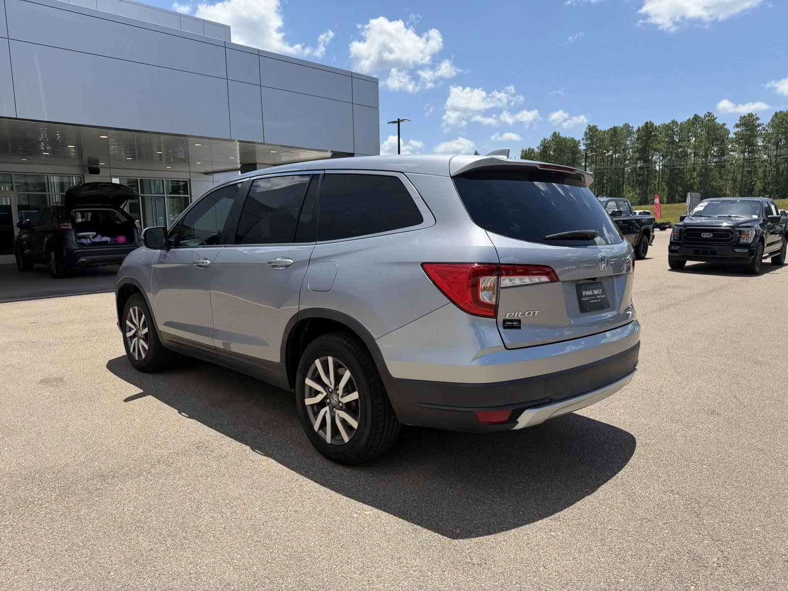 Used 2022 Lunar Silver Metallic Honda EX-L image 4