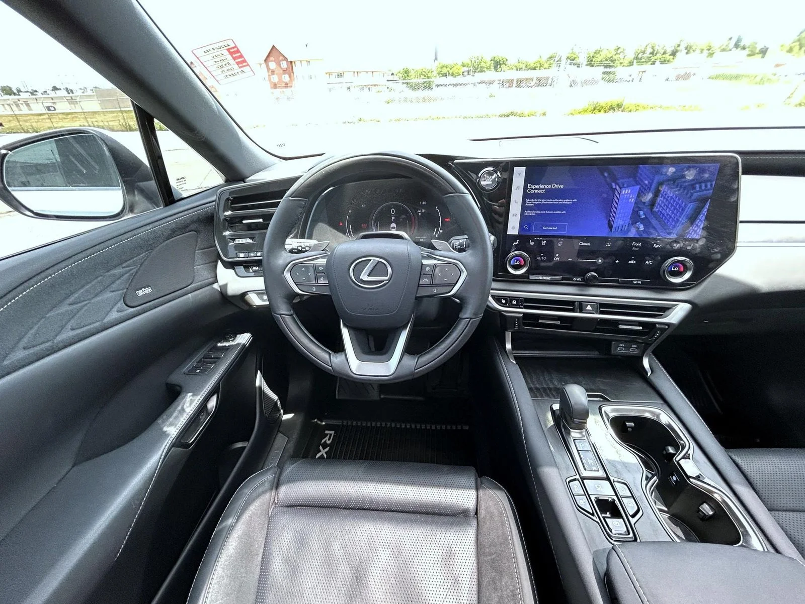 Used 2024 White Lexus 350 Luxury image 13
