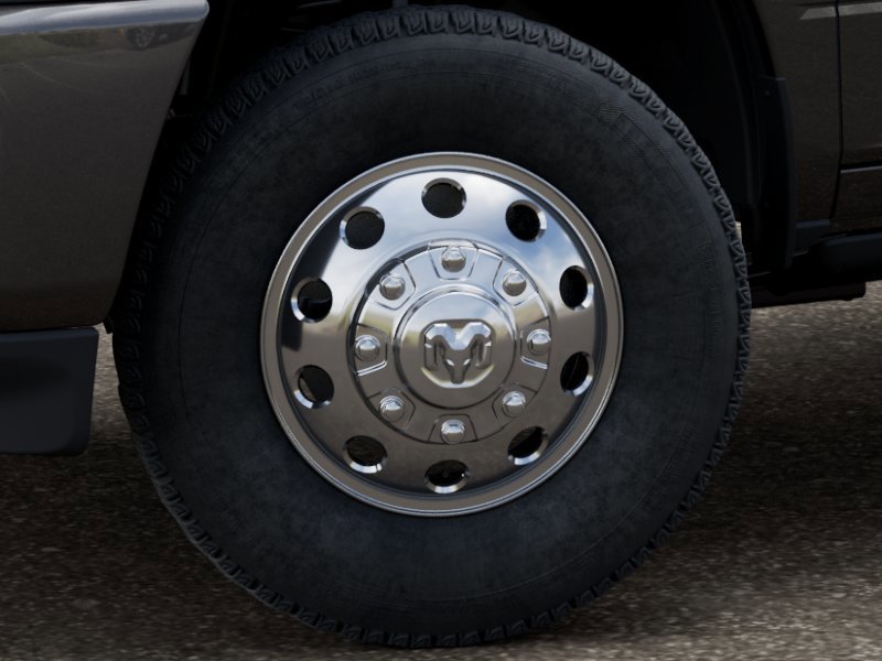 New 2026 Granite Crystal Metallic Clearcoat RAM Laramie image 8