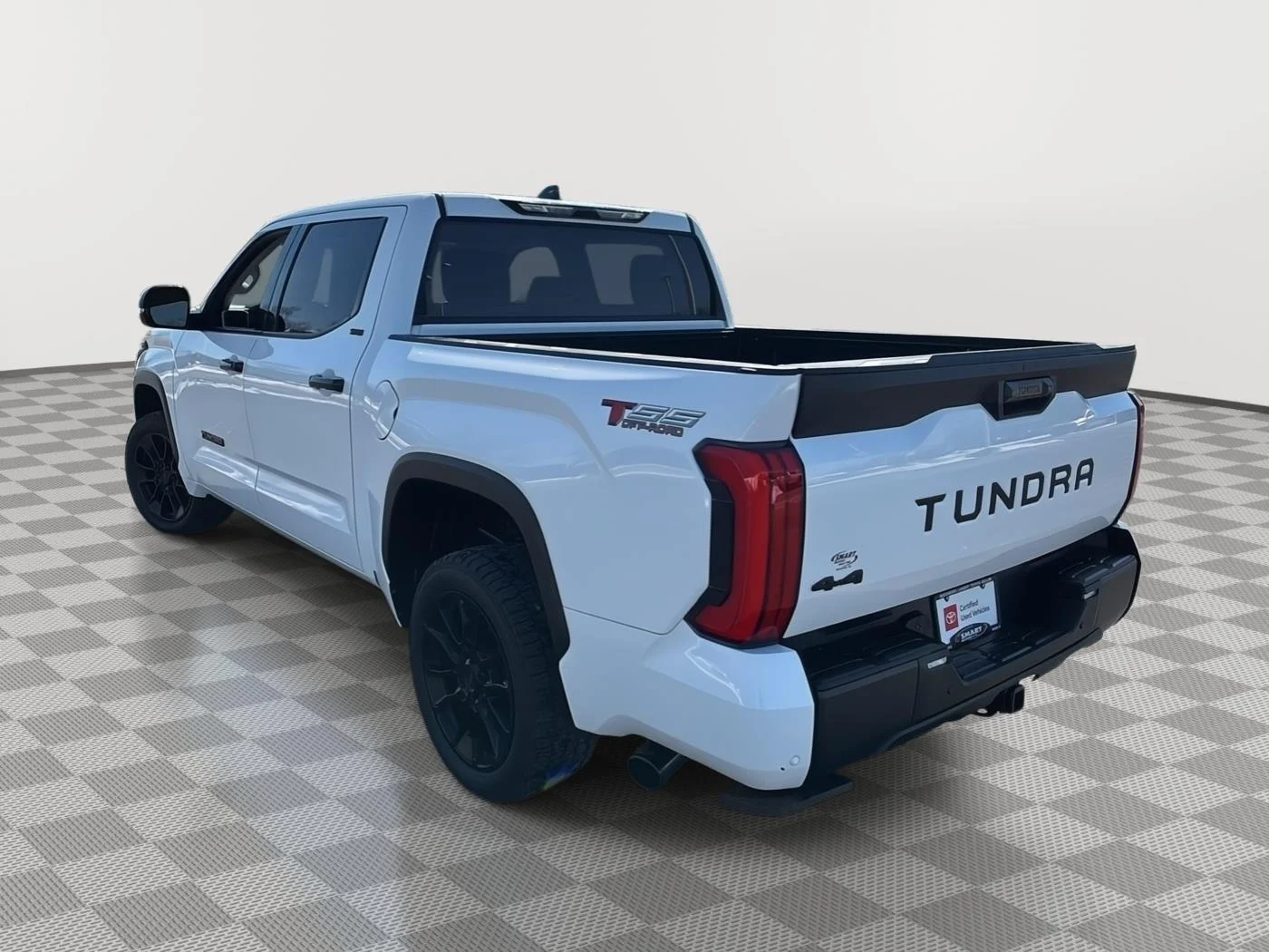 Used 2023 Ice Cap Toyota SR5 image 21