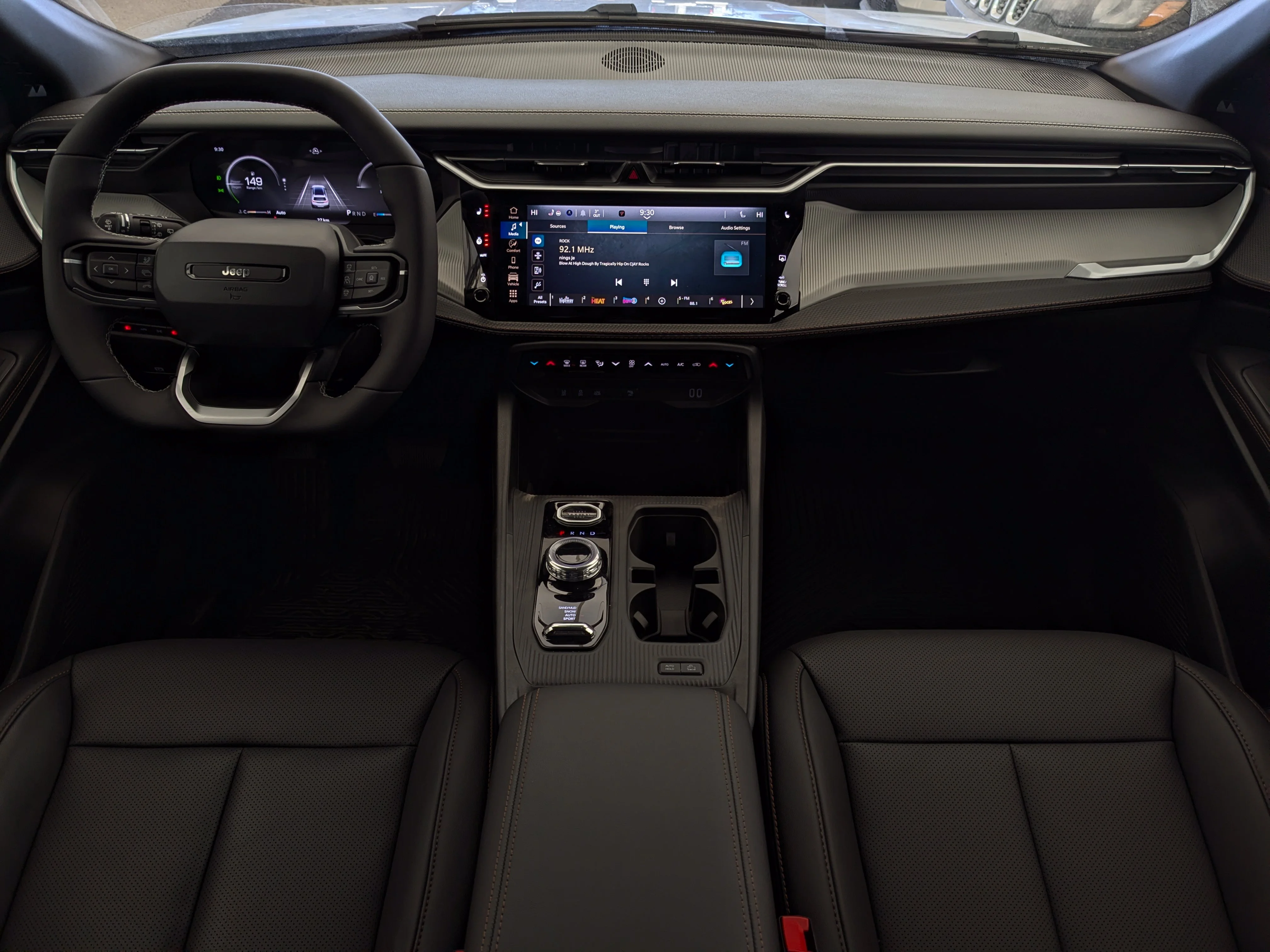 New 2026 Grey Jeep Limited - Preferred Package 23G  - Mopar Interior Protection Pckge-  Pano Sunroof image 23