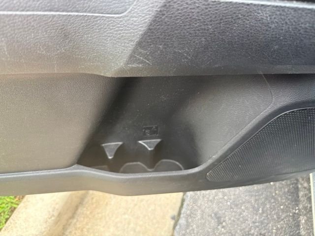 Used 2022 Silver Toyota SR5 image 17