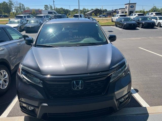 Used 2020 Modern Steel Metallic Honda Touring image 2
