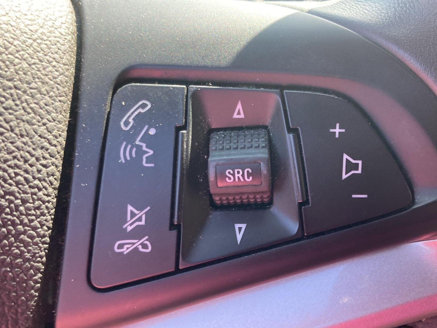 Used 2019 MOSAIC BLACK METALLIC Chevrolet LT image 15