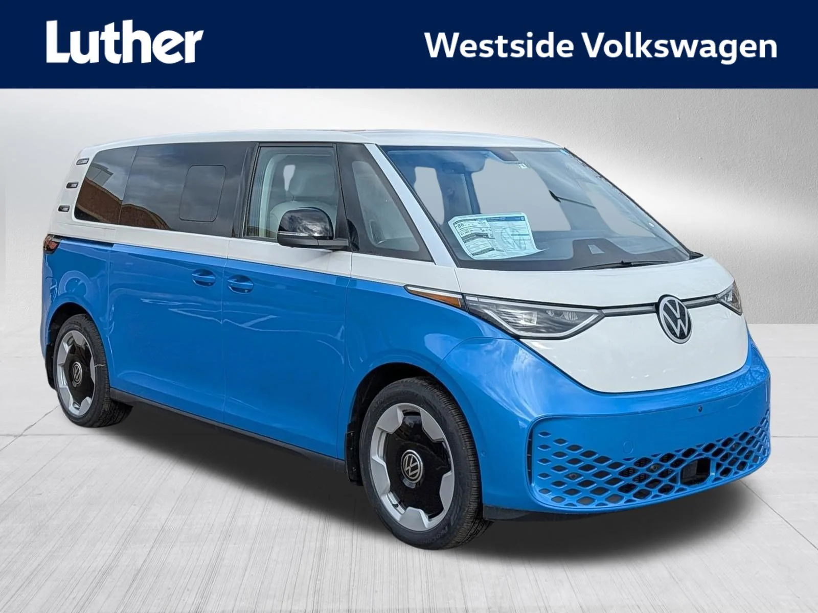 2025 Volkswagen ID. Buzz Pro S Plus 4Motion's photo