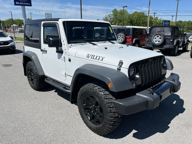 Used 2015 White Jeep Sport image 11
