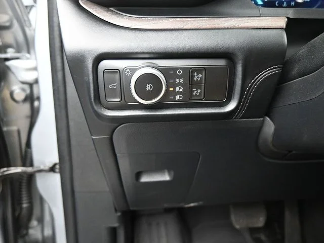 Used 2023 Silver Ford Platinum image 24