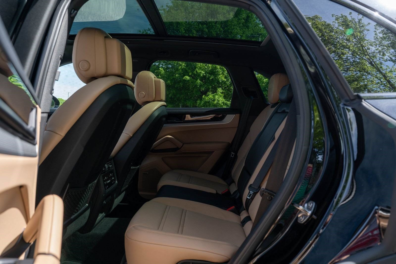 Certified Used 2024 Black Porsche Base image 33