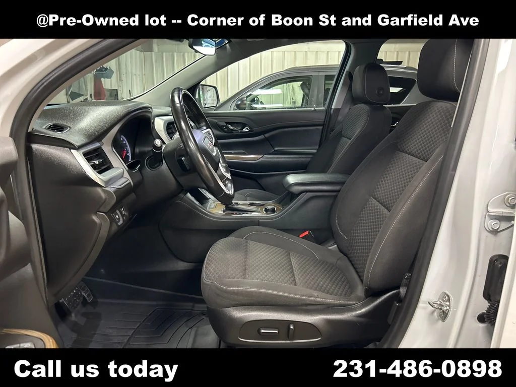Used 2019 White GMC SLE-2 image 14