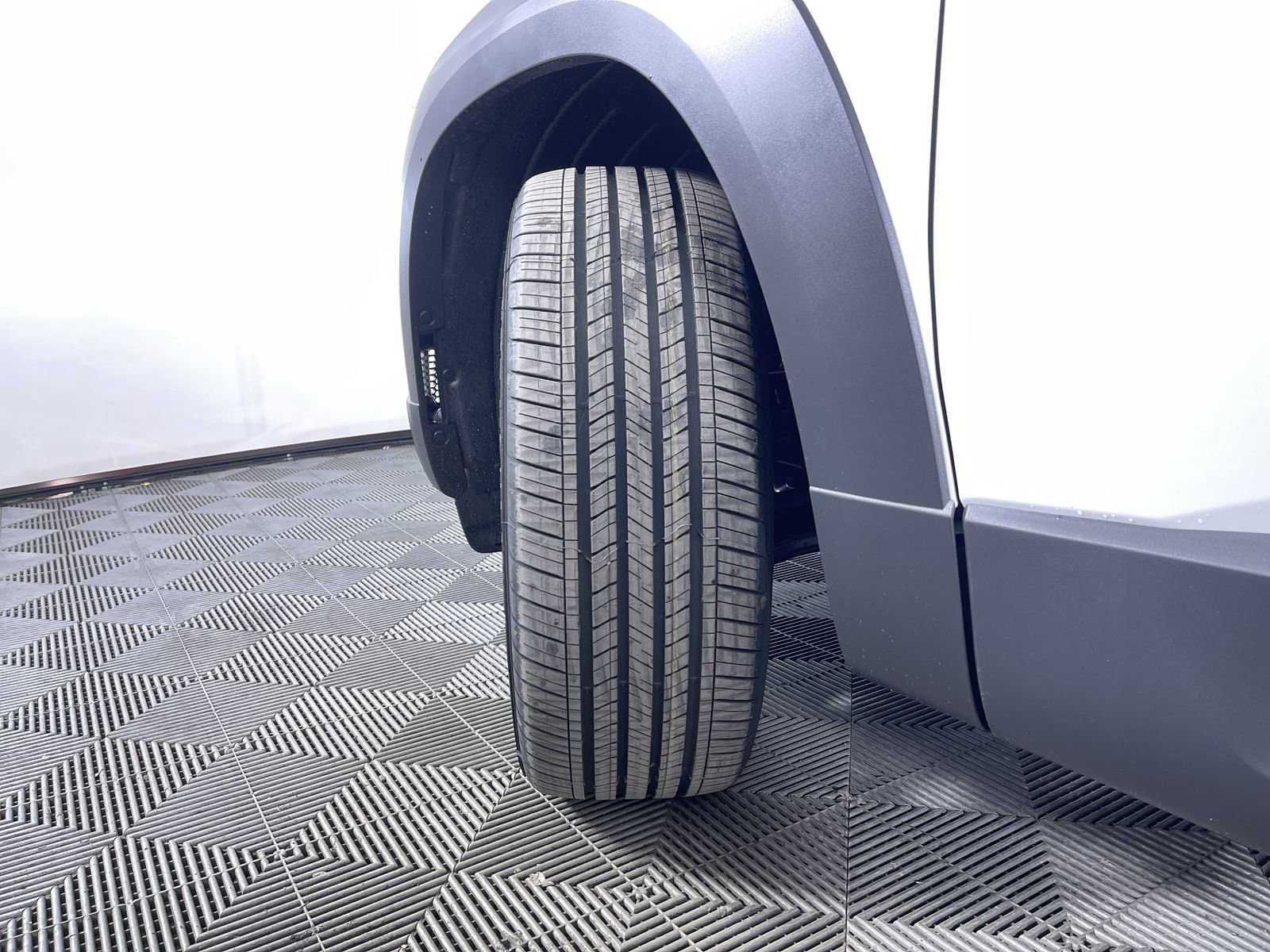 New 2026 Wind Chill Pearl Mazda 2.5 S Premium image 27