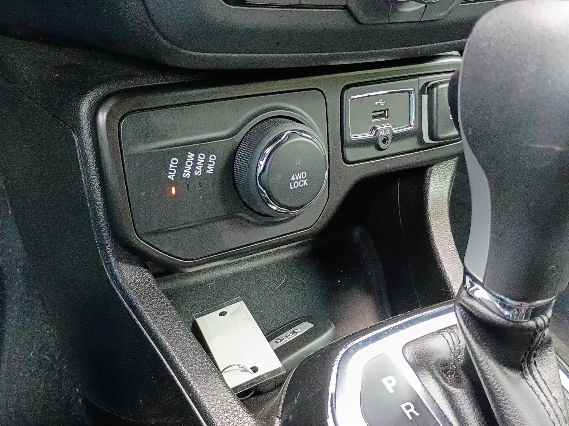 Used 2022 Black Clear Coat Jeep Altitude image 22