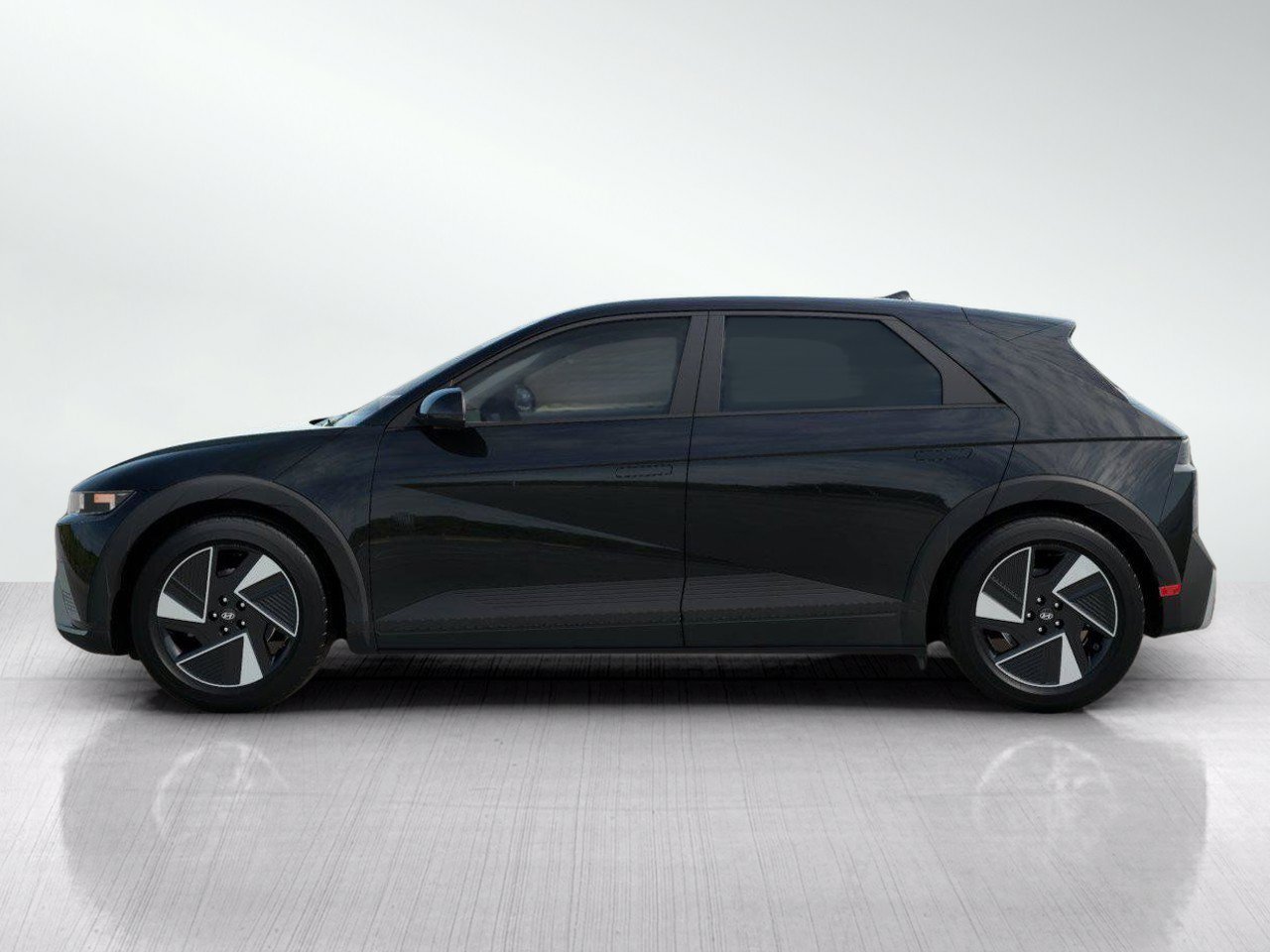 New 2026 Abyss Black Hyundai SEL AWD image 4