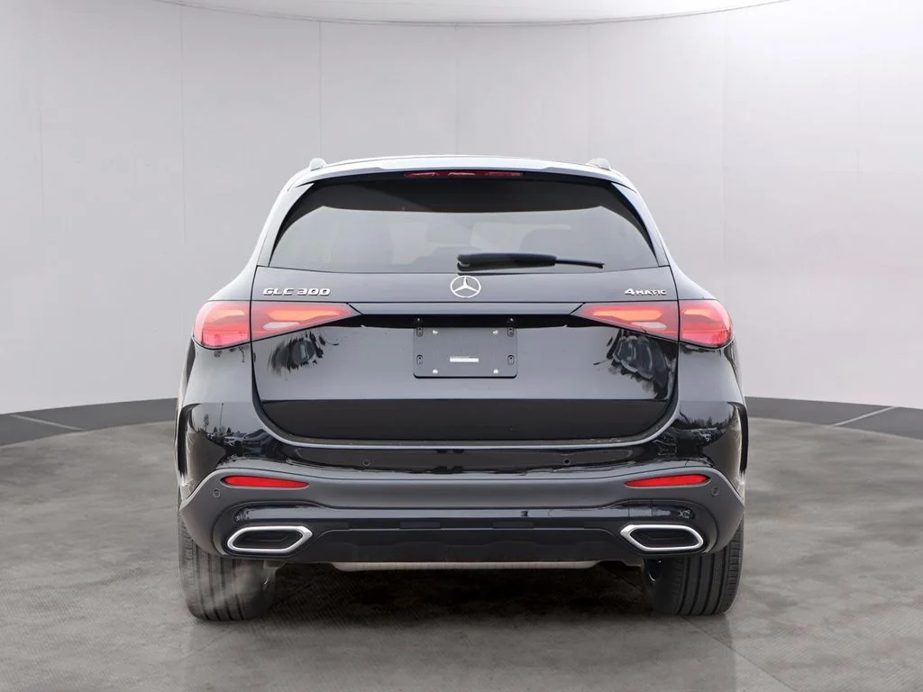 New 2026 Obsidian Black Metallic Mercedes-Benz GLC 300 image 6
