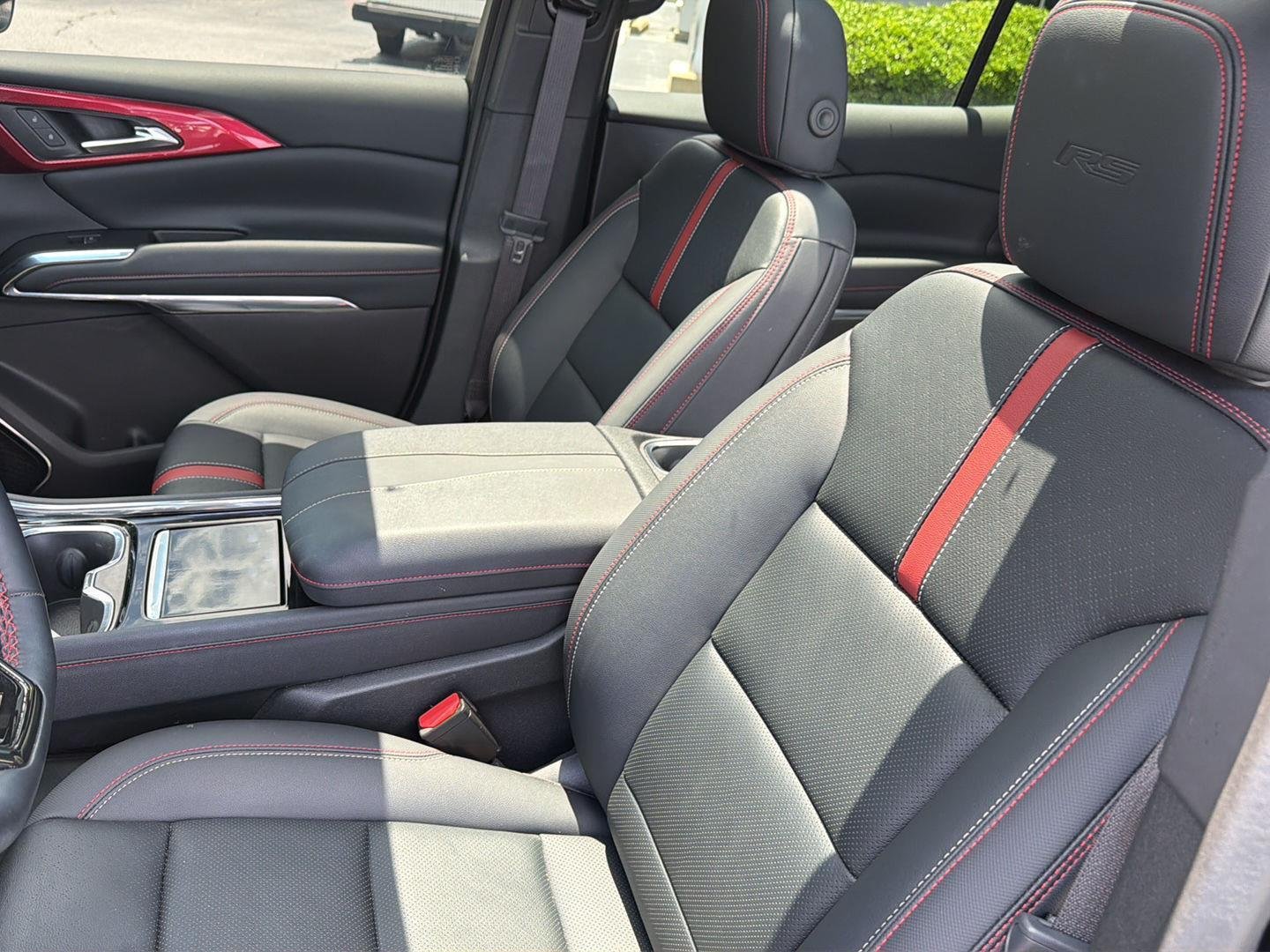 Used 2024 Mosaic Black Metallic Chevrolet FWD RS image 30
