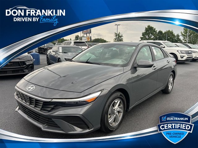 2024 Hyundai Elantra SE