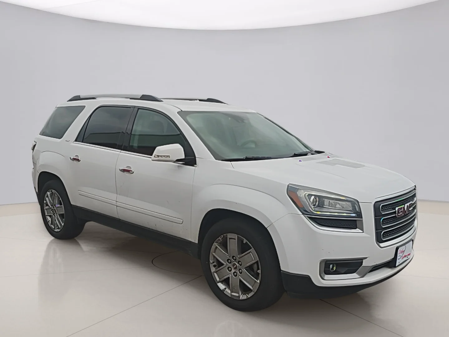 Used 2017 White Gmc LIMITED image 3