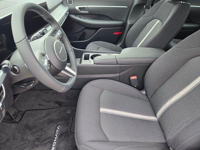 New 2026 White Hyundai SEL Sport image 31