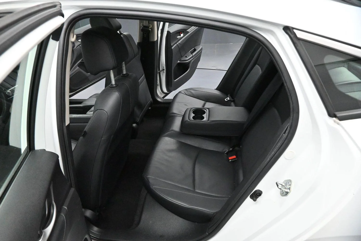 Used 2020 White Honda EX-L image 28
