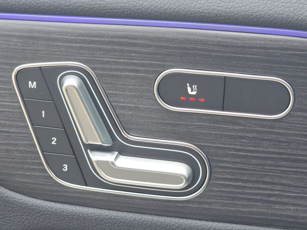 New 2026 Mountain Grey Metallic Mercedes-Benz GLA 250 image 6