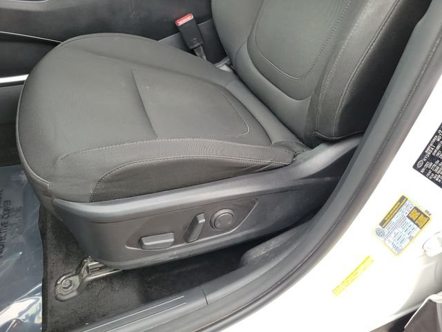 Certified Used 2022 Quartz White Hyundai Blue image 25