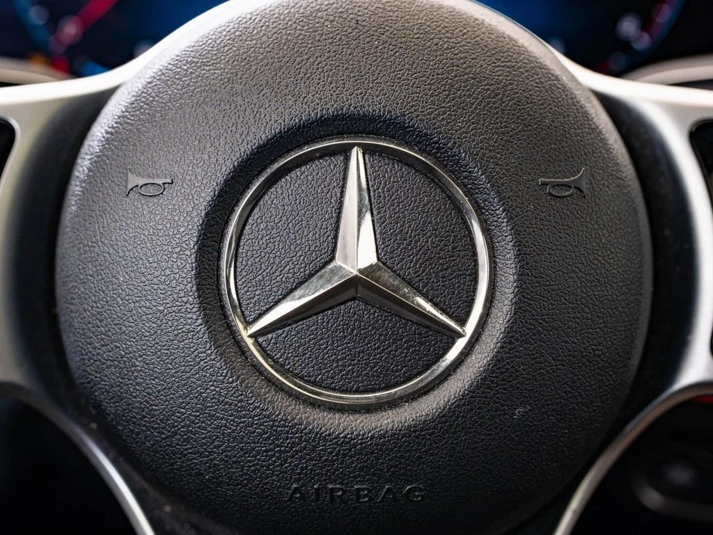 Used 2020 Black Mercedes-Benz GLE 350 image 24