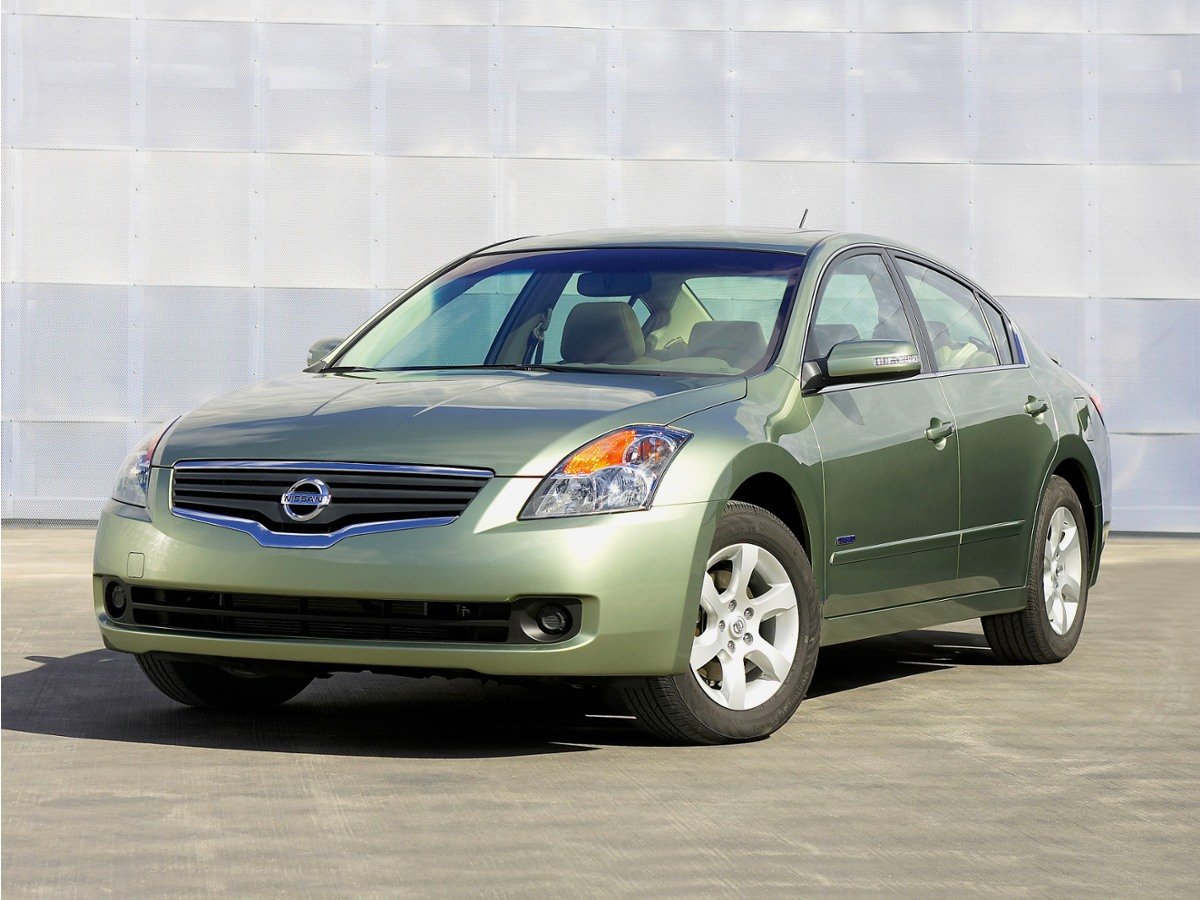 Used 2009 Dark Slate Metallic Nissan Hybrid image 1