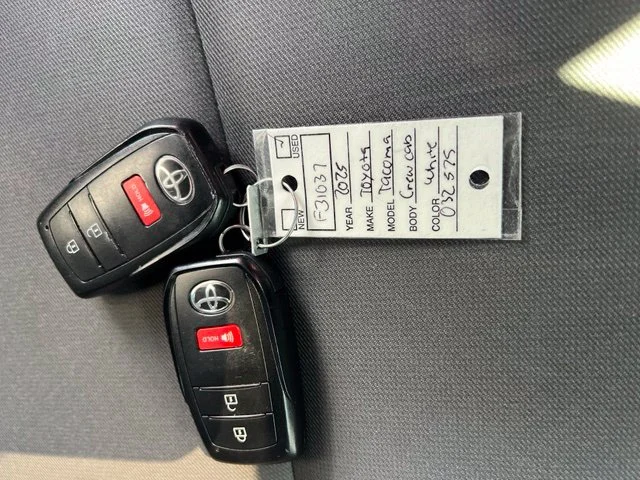 Used 2025 White Toyota SR image 13