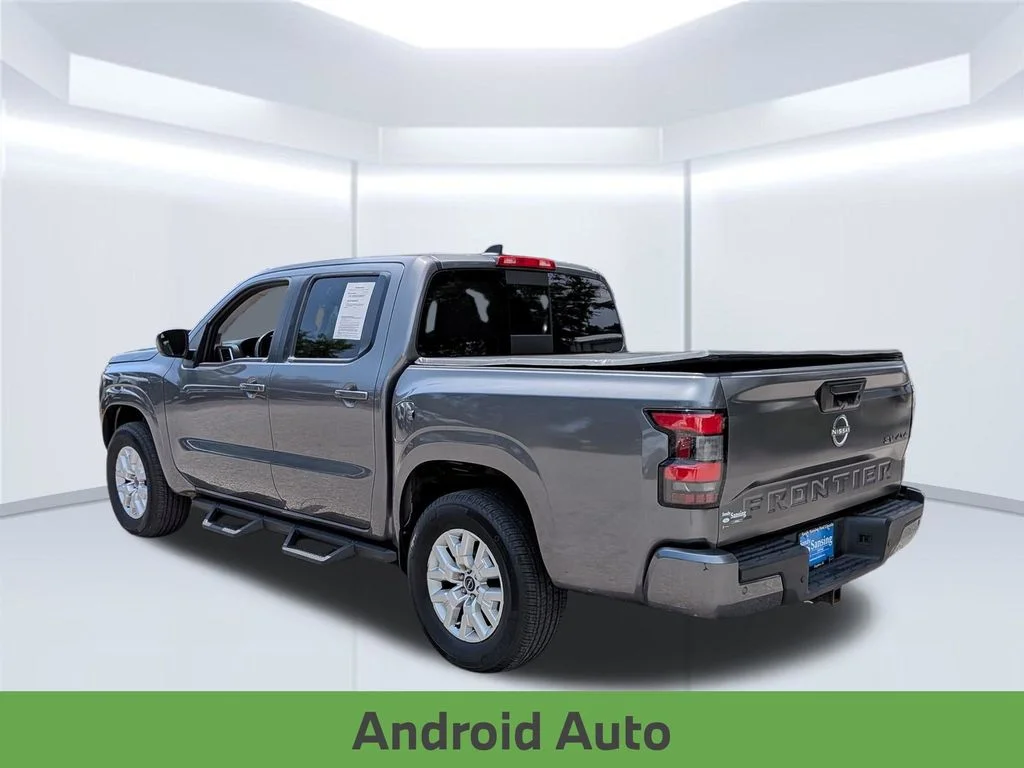 Used 2023 Gray Nissan SV image 3