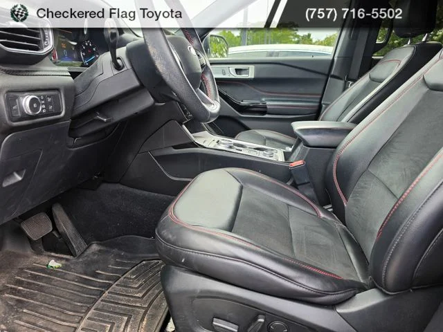 Used 2022 White Metallic Ford ST-Line image 8