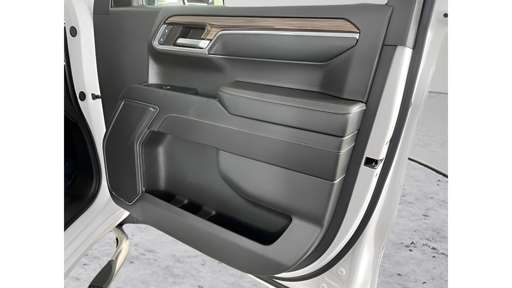 Used 2024 White Chevrolet LT image 15