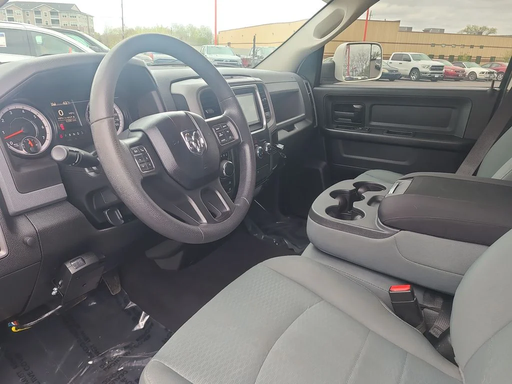 Used 2019 White Ram Express image 22