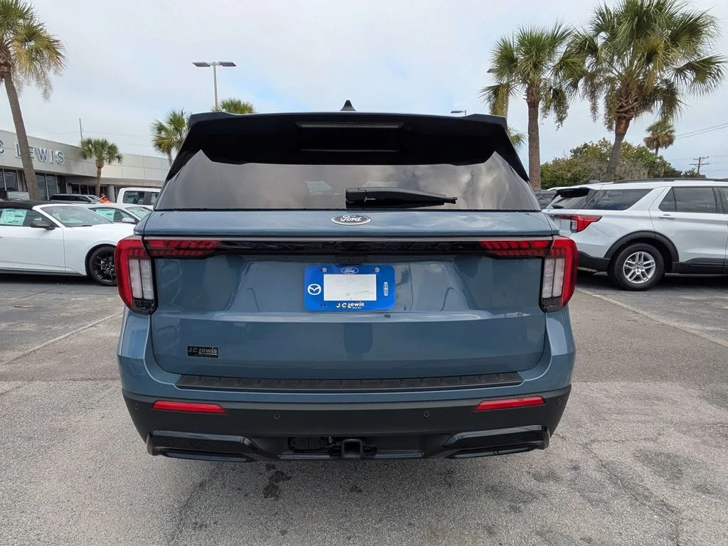 New 2026 Vapor Blue Metallic Ford ST-Line image 5