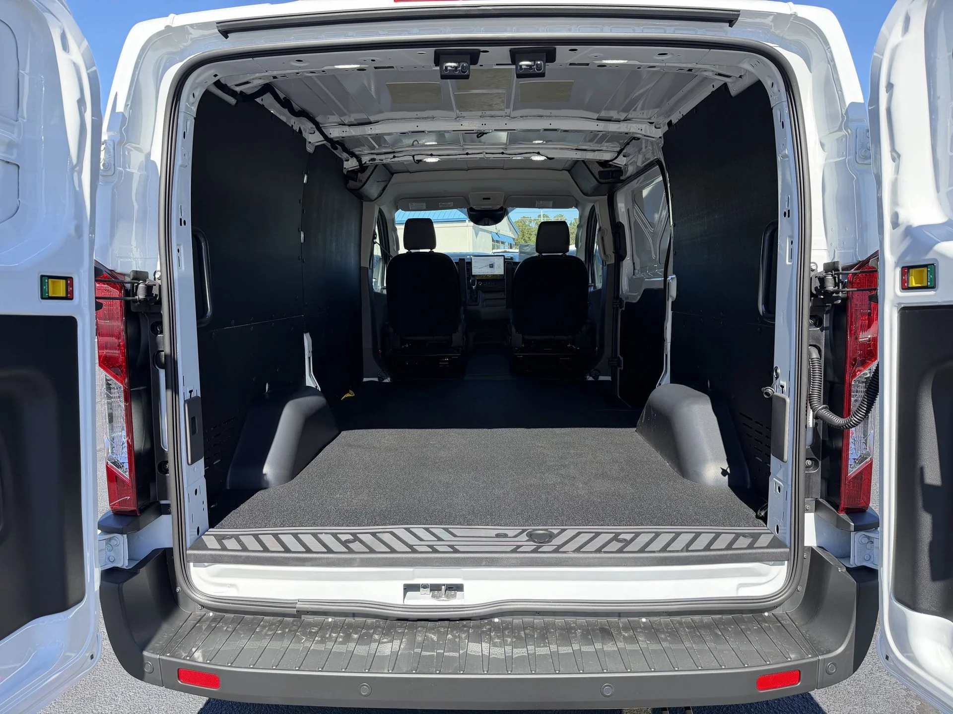 New 2026 Oxford White Ford Cargo Van image 24