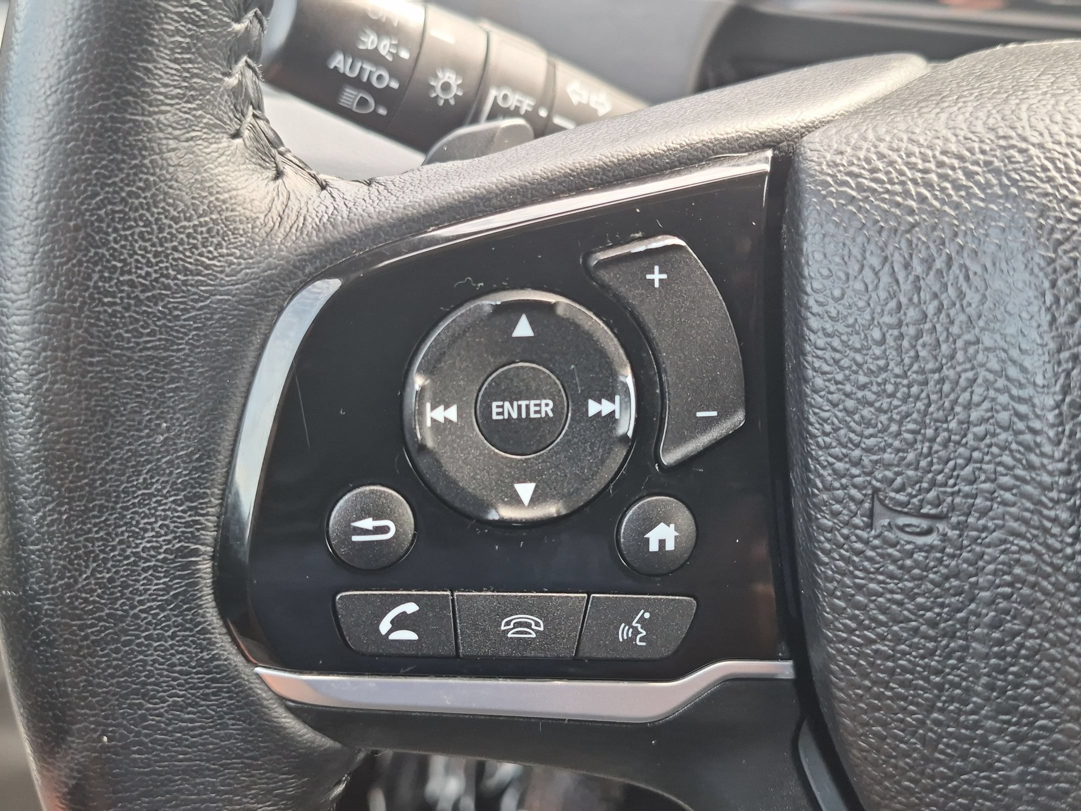 2021 Honda Pilot EX-L - Photo 14