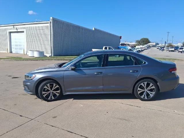 Used 2021 Gray Volkswagen 2.0T SE image 2