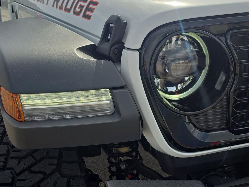 New 2026 Bright White Clearcoat Jeep Willys image 4