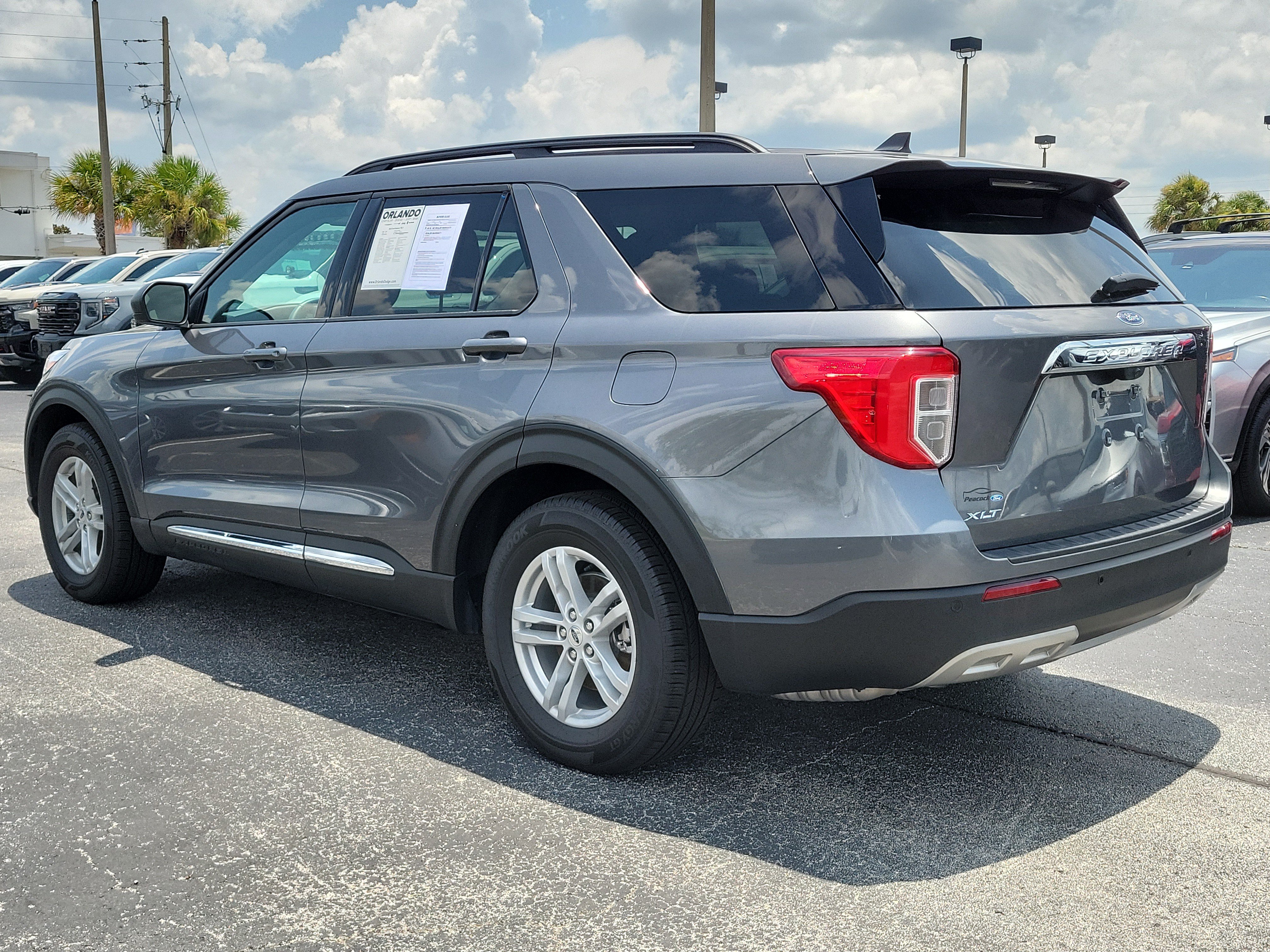 Used 2024 Gray Metallic Ford XLT image 5