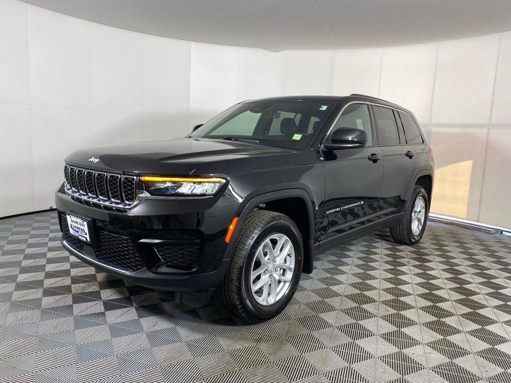 2025 Jeep Grand Cherokee Laredo - Photo 4