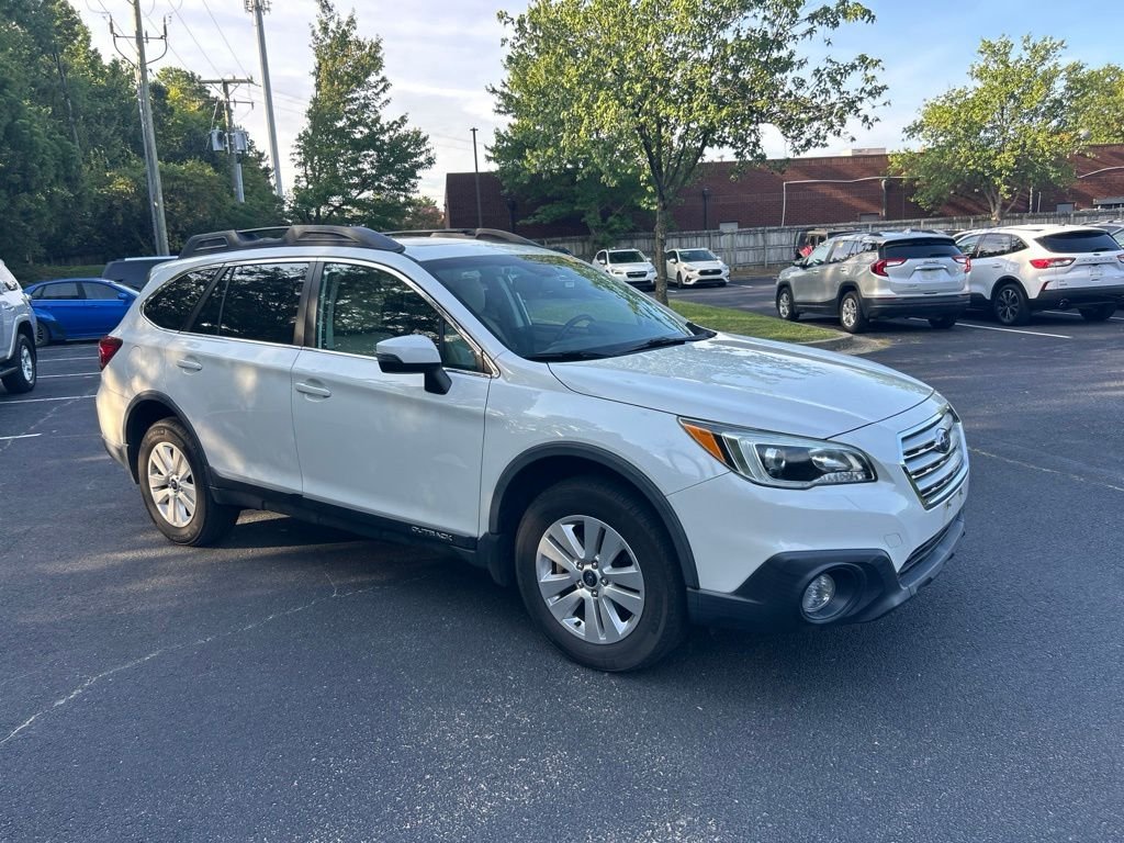 Used 2016 White Subaru 2.5i Premium image 1