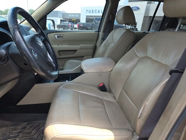 Used 2011 Gold Honda EX-L image 9