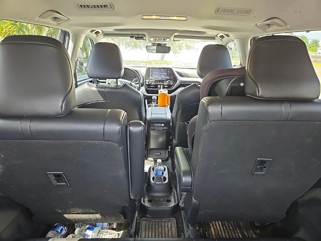 Used 2022 Beige Toyota XLE image 8
