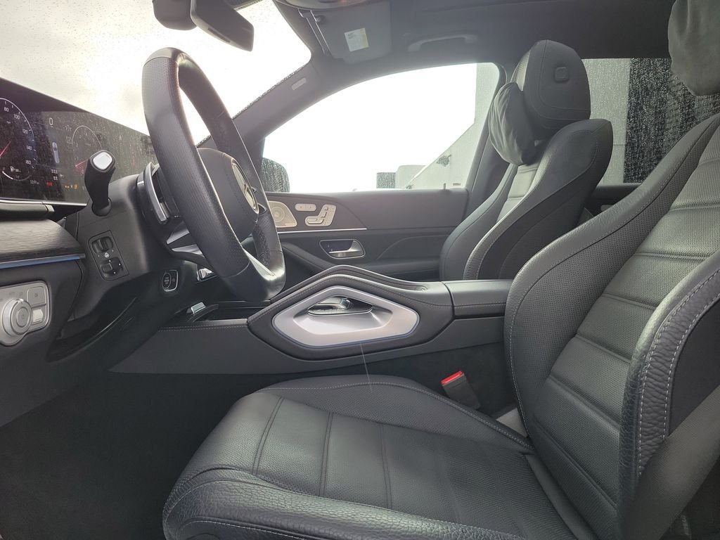 Certified Used 2025 Silver Mercedes-Benz GLS 580 image 26