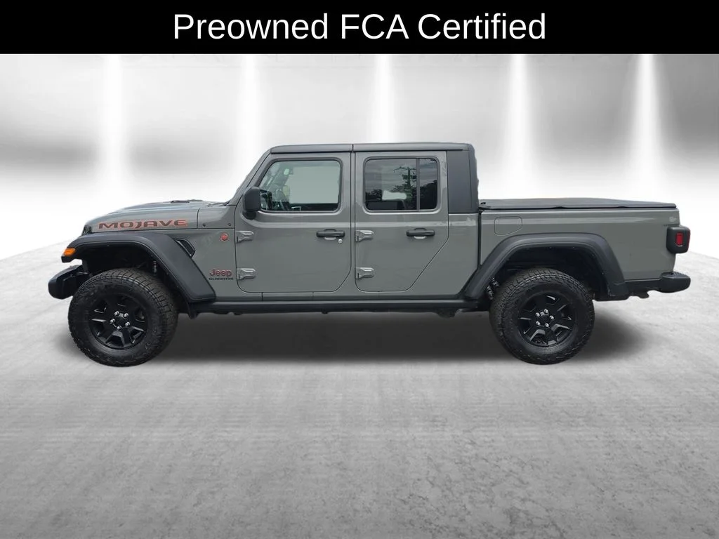 Used 2021 Gray Jeep Mojave image 2